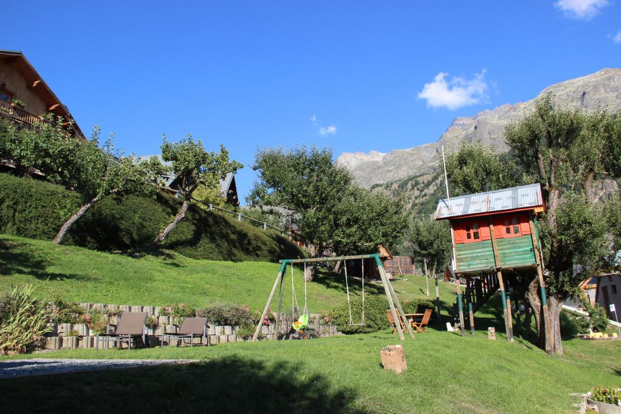 Chalet La Perle De L'Oisans - Appartements D'Exception Vaujany Exterior foto